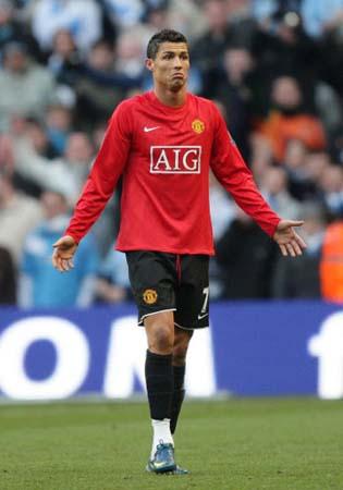 罗体：罗马旧将敦比亚接受测谎，结果显示其实际年龄超过40岁（罗体：前罗马射手敦比亚测谎结果显示其真实年龄或已超过40岁）