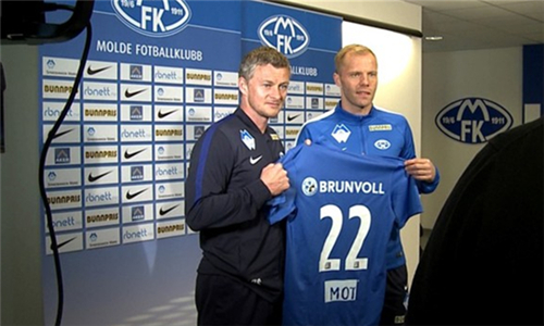 高情商！王楚钦赛后采访，感谢国乒队友，6-0后更加释放（情商拉满！王楚钦赛后致谢国乒队友，6-0后心态更放开）