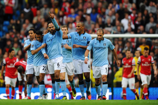 阿斯：范戴克与利物浦续约前曾联系皇马，但遭到皇马方面拒绝（阿斯：范戴克续约利物浦前曾接触皇马，遭对方拒绝）