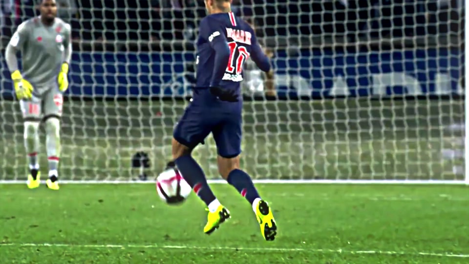 剑南春丨皇马客场0-0巴列卡诺，比赛平淡，巴尔韦德伤退（剑南春丨皇马客场0-0闷平巴列卡诺，场面沉闷，巴尔韦德伤退）