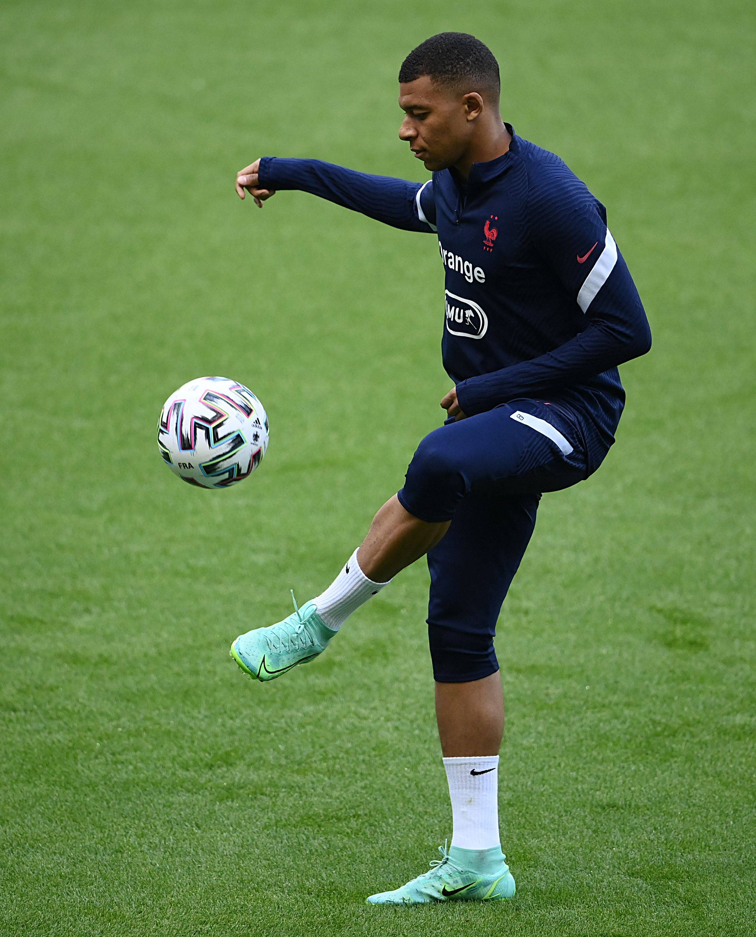 这身体素质完全是怪物级别（这身体素质简直逆天）