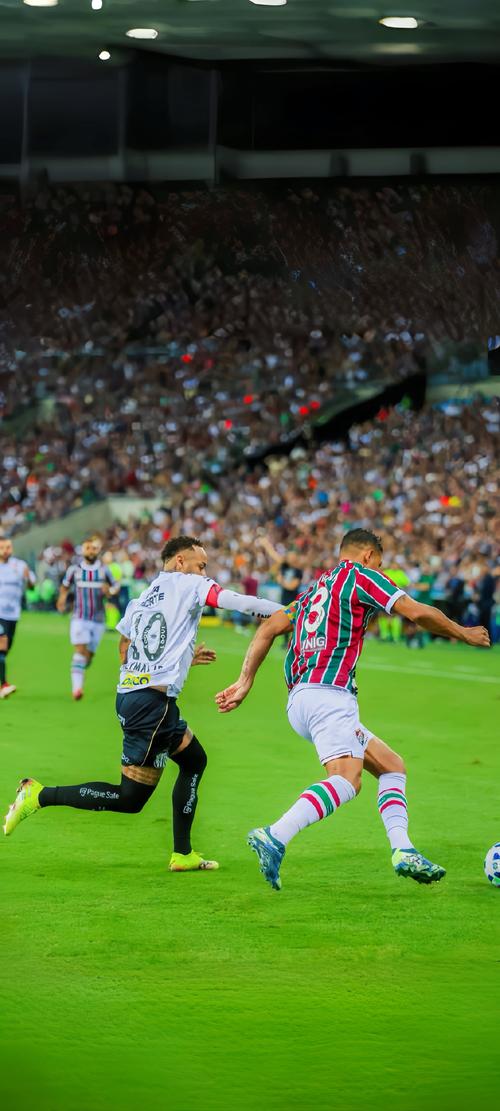 佩林：斯帕莱蒂正努力在技术层面带来新的概念，他非常细致（佩林：斯帕莱蒂致力于在技战术层面引入新理念，且极为细致）