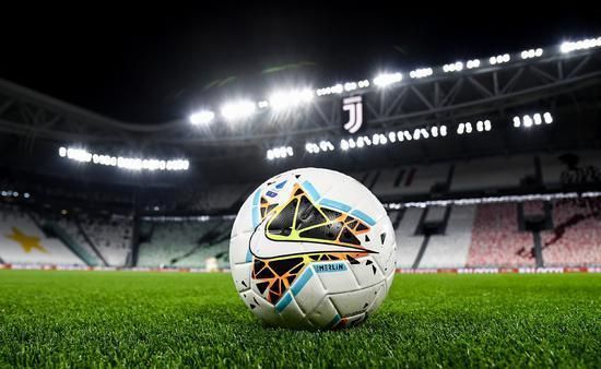 剑南春｜米兰连丢两球2-2帕尔马，莱奥点射，萨56贴地斩破门（剑南春｜米兰先丢两球后2-2战平帕尔马，莱奥点球命中，萨第56分钟贴地斩破门）