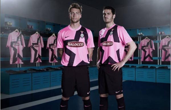 法尔克：由于可能不会买断雅克松，拜仁在关注中日德兰前锋朱（法尔克：拜仁或不买断雅克松，转而关注中日德兰前锋朱）