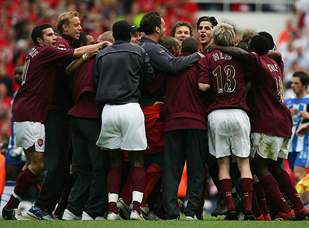 主队近7次交锋仅赢1次！海外情报：曼彻斯特联VS纽卡斯尔联（海外情报：曼联迎战纽卡，主队近7次交手仅胜一场）