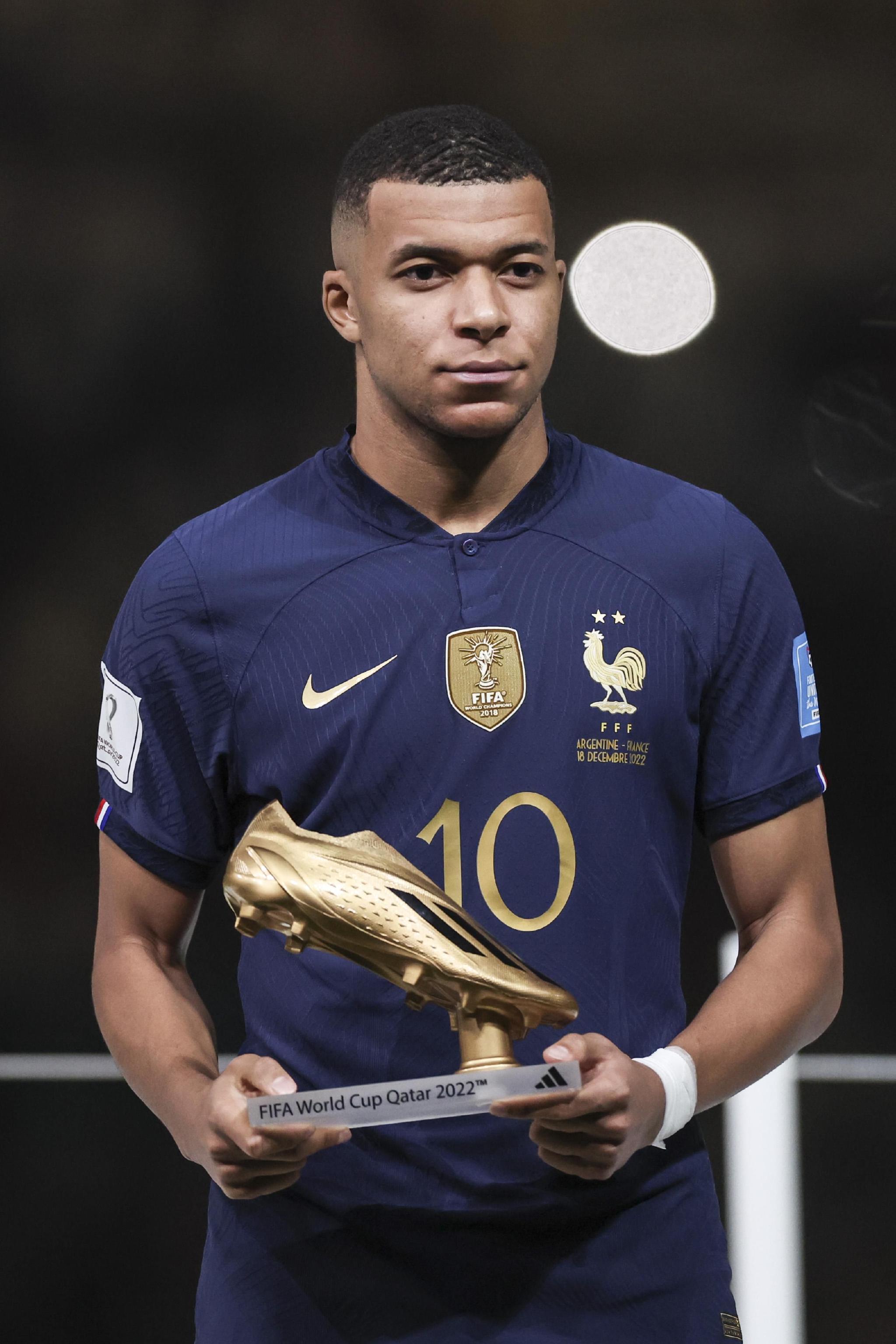 18岁210天，杨铭锐超越朱鹏宇成为英博最年轻的中超进球球员（18岁210天，杨铭锐打破朱鹏宇纪录，成为英博最年轻中超进球者）