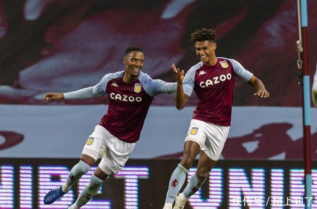 战海港两射一传，林加德加盟首尔65场比赛以来首次单场造3球（对海港梅开二度+送助攻，林加德加盟首尔后65场首次单场参与3球）