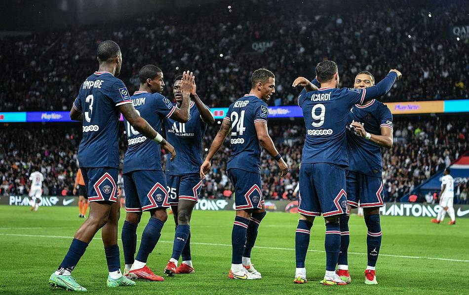 博主：卢永涛与泰山队合同到期，大概率以自由身加盟上海海港（博主称卢永涛与泰山队合同期满，极有可能以自由身加盟上海海港）