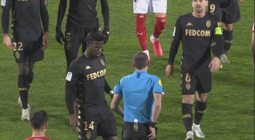 西甲最新轮次比赛结果，皇马小胜巴塞罗那