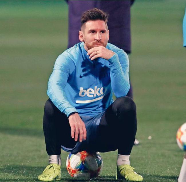 齐沃：足球是美丽的，我希望球员快乐，带着激情勇气微笑上场（齐沃：愿球员享受足球之美，带着激情与勇气微笑登场）