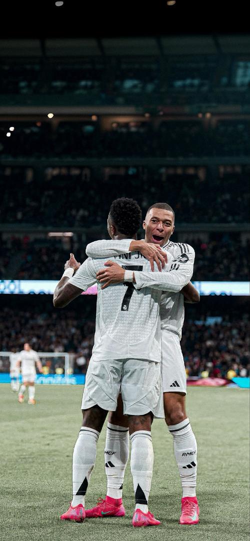 六台：皇马目前仍支持阿隆索，继任者已排除齐达内和克洛普（六台：皇马仍力挺阿隆索，齐达内与克洛普已排除在继任名单外）